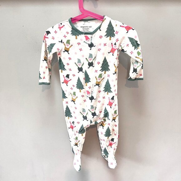 Magnetic Me Baby Gnome for the Holidays Footie Pajamas 6-9 Months Modal & Spande - Picture 1 of 4